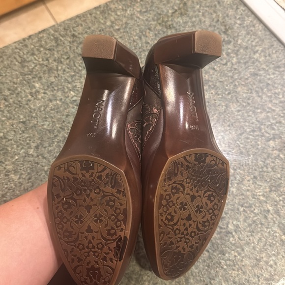 NAOT Booties “Baccio” Style in Deep Red / Brown / Maroon/ Burgundy - Picture 7 of 7